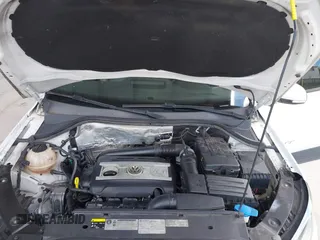2015 Volkswagen Tiguan S z VIN WVGAV7AX5FW566666, wystawiony jako IAAI lot #40416569 z przebiegiem 76 846 mil mil oraz . Historia ofert i sprzedaży dostępna na DreamBid. Obrazek 10.