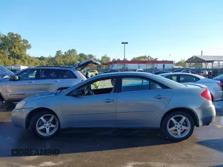 2007 Pontiac G6 with VIN 1G2ZG58N074201257, listed as a IAAI auction lot 40638323 with 227,144 mi miles. Bid and sale history available at carsss.com. Image 14.