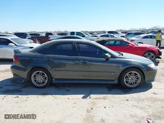 2004 Mazda Mazda6 s with VIN 1YVFP80D645N16762, listed as a IAAI auction lot 41854938 with 186,760 mi miles. Bid and sale history available at carsss.com. Image 13.