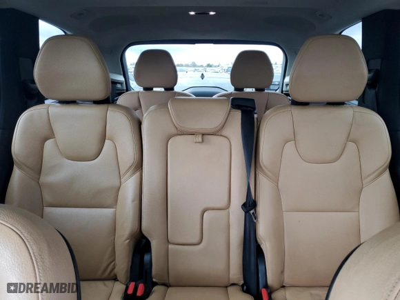 2016 Volvo XC90 T6 Momentum with VIN YV4A22PK7G1077337, listed as a Copart auction lot 49328645 with 164,357 mi miles and Clean Title. Bid and sale history available at carsss.com. Image 10.