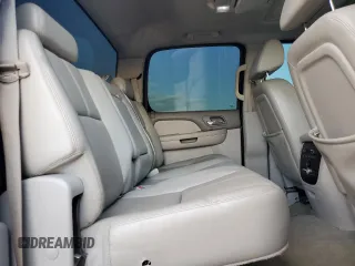 2008 GMC Sierra 3500HD SRW SLT z VIN 1GTHK33618F176644, wystawiony jako Copart lot #73640434 z przebiegiem 248 244 mil mil oraz Szkody całkowita. Historia ofert i sprzedaży dostępna na DreamBid. Obrazek 11.