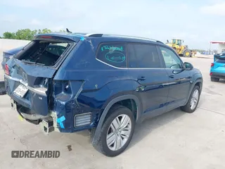 2019 Volkswagen Atlas SE with VIN 1V2WR2CA8KC618988, listed as a IAAI auction lot 42212845 with 60,481 mi miles and . Bid and sale history available at DreamBid. Image 4.