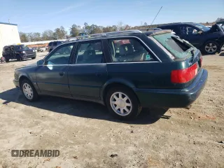1995 Audi A6 z VIN WAUHA84A1SN052824, wystawiony jako Copart lot #78849124 z przebiegiem 152 894 mil mil oraz Szkody całkowita. Historia ofert i sprzedaży dostępna na DreamBid. Obrazek 2.