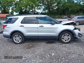 2017 Ford Explorer z VIN 1FM5K7BH4HGB49618, wystawiony jako IAAI lot #42530416 z przebiegiem 138 999 mil mil oraz . Historia ofert i sprzedaży dostępna na DreamBid. Obrazek 13.