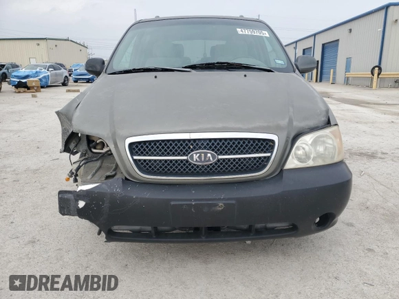 2005 Kia Sedona LX with VIN KNDUP132656679325, listed as a Copart auction lot 47759705 with 143,980 mi miles and Salvage Title. Bid and sale history available at carsss.com. Image 5.