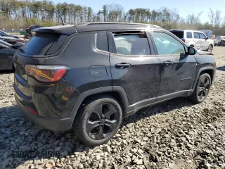 2019 Jeep Compass Altitude with VIN 3C4NJCBB0KT716471, listed as a Copart auction lot 48432285 with 76,247 mi miles and Salvage title. Bid and sale history available at DreamBid. Image 3.