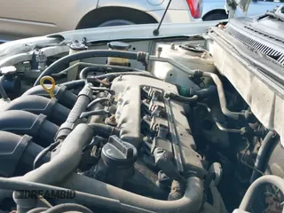 2004 Toyota Corolla CE z VIN JTDBR32E042017142, wystawiony jako IAAI lot #43471324 z przebiegiem 283 372 mil mil oraz . Historia ofert i sprzedaży dostępna na DreamBid. Obrazek 12.