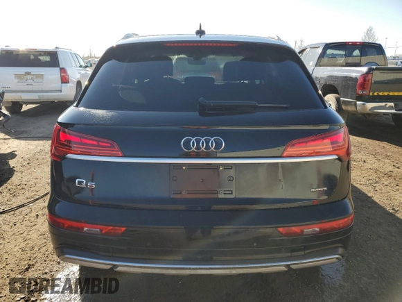 2024 Audi Q5 Komfort with VIN WA1AAAFY0R2062076, listed as a Copart auction lot 52988995 with 24,663 mi miles and Salvage Title. Bid and sale history available at carsss.com. Image 6.