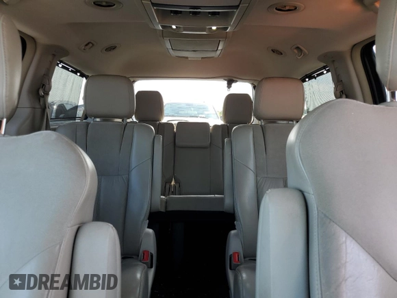 2015 Chrysler Town & Country Limited Platinum with VIN 2C4RC1GG1FR753400, listed as a Copart auction lot 54749855 with 146,561 mi miles and Clean Title. Bid and sale history available at carsss.com. Image 11.