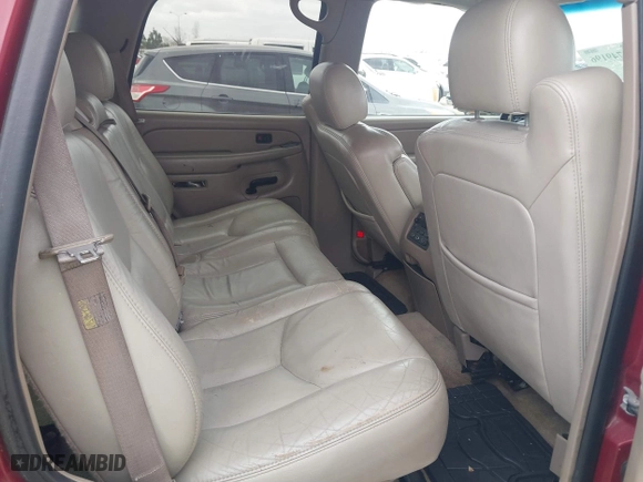 2004 Chevrolet Tahoe LT with VIN 1GNEC13Z34J203100, listed as a IAAI auction lot 41749196 with 188,416 mi miles. Bid and sale history available at carsss.com. Image 8.