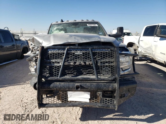 2022 Ram 3500 Tradesman with VIN 3C63R3GL1NG382506, listed as a Copart auction lot 89097695 with 0 mi miles and Salvage Title. Bid and sale history available at carsss.com. Image 5.