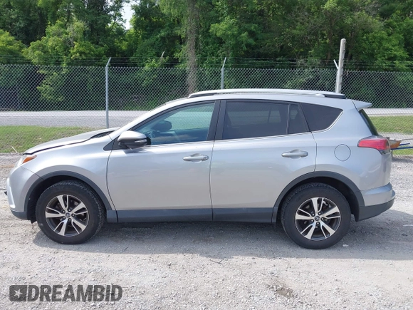 2016 Toyota RAV4 XLE z VIN 2T3RFREV2GW531219, wystawiony jako IAAI lot #42445683 z przebiegiem 72 849 mil mil oraz . Historia ofert i sprzedaży dostępna na DreamBid. Obrazek 14.