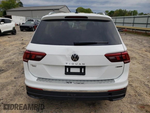 2024 Volkswagen Tiguan Wolfsburg Edition with VIN 3VVAB7AXXRM231633, listed as a Copart auction lot 52756085 with 1,387 mi miles and Salvage title. Bid and sale history available at DreamBid. Image 6.