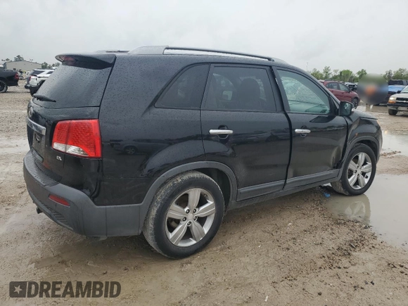 2013 Kia Sorento EX with VIN 5XYKU4A62DG390929, listed as a Copart auction lot 50925105 with 110,973 mi miles and Salvage Title. Bid and sale history available at carsss.com. Image 3.