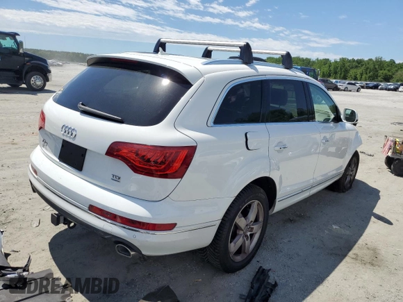 2014 Audi Q7 Premium Plus with VIN WA1LMAFE6ED012514, listed as a Copart auction lot 57918725 with 135,645 mi miles and Salvage title. Bid and sale history available at DreamBid. Image 3.