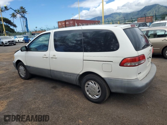 2001 Toyota Sienna CE with VIN 4T3ZF19C21U359632, listed as a Copart auction lot 60258414 with 167,356 mi miles and Salvage Title. Bid and sale history available at carsss.com. Image 2.