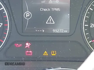 2018 Kia Sorento LX with VIN 5XYPG4A36JG420268, listed as a IAAI auction lot 41807169 with 99,272 mi miles. Bid and sale history available at carsss.com. Image 15.