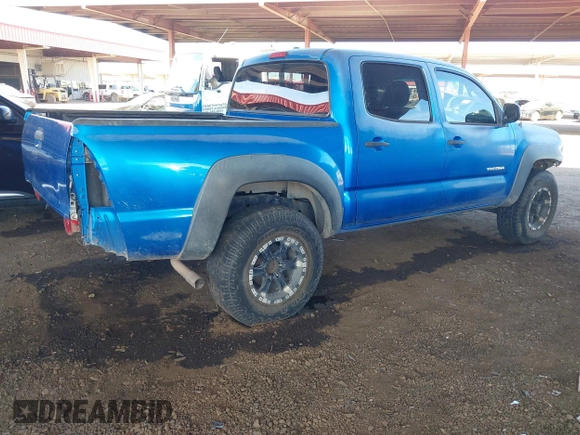 2009 Toyota Tacoma PreRunner with VIN 3TMJU62N69M072481, listed as a IAAI auction lot 41425389 with 212,723 mi miles. Bid and sale history available at carsss.com. Image 4.