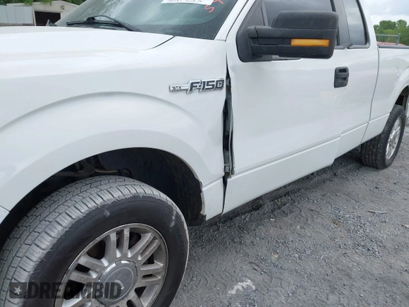 2013 Ford F-150 XL with VIN 1FTFX1CF8DFB27531, listed as a IAAI auction lot 42085935 with 180,287 mi miles and . Bid and sale history available at DreamBid. Image 17.