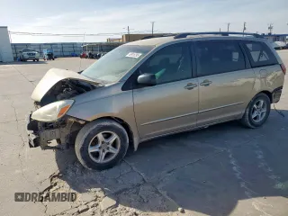 2005 Toyota Sienna CE with VIN 5TDZA23C55S382083, listed as a Copart auction lot 49818295 with 322,315 mi miles and Salvage Title. Bid and sale history available at carsss.com. Image 1.