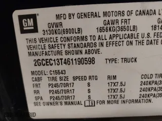2006 Chevrolet Silverado 1500 LT1 with VIN 2GCEC13T461190598, listed as a IAAI auction lot 41521172 with 223,110 mi miles. Bid and sale history available at carsss.com. Image 9.