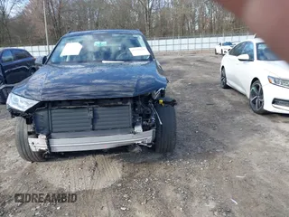 2020 Audi Q7 Premium Plus с VIN WA1LJAF74LD010610, выставлен на аукционе IAAI как лот 41830828 с пробегом 50 801 миль миль и . История ставок и продаж доступна на DreamBid. Изображение 13.