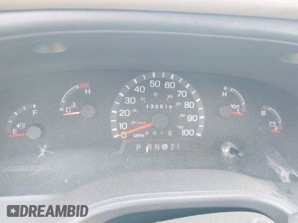 2003 Ford Econoline Passenger XL with VIN 1FBSS31L23HB10037, listed as a IAAI auction lot 42728065 with 132,619 mi miles and . Bid and sale history available at DreamBid. Image 7.