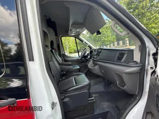 2020 Ford Transit Cargo with VIN 1FTBR1C82LKB19778, listed as a Copart auction lot 56050145 with 62,939 mi miles and Clean Title. Bid and sale history available at DreamBid. Image 5.