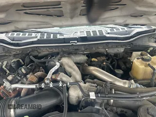 2022 Ford F-350 XL z VIN 1FD8W3HT3NED68650, wystawiony jako Copart lot #54902295 z przebiegiem 399 290 mil mil oraz Czysty tytuł • Clean title. Historia ofert i sprzedaży dostępna na DreamBid. Obrazek 7.