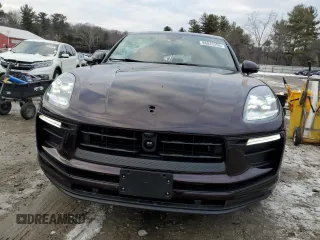 2025 Porsche Macan with VIN WP1AA2A51SLB03550, listed as a Copart auction lot 88043255 with 620 mi miles and Salvage title. Bid and sale history available at DreamBid. Image 5.