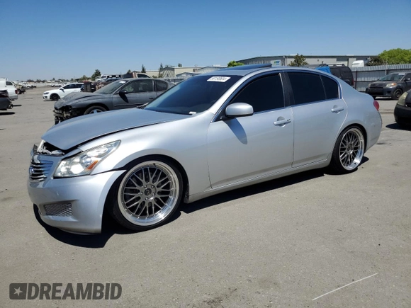 2007 Infiniti G35 Journey with VIN JNKBV61EX7M715361, listed as a Copart auction lot 68190604 with 176,632 mi miles and Salvage Title. Bid and sale history available at DreamBid. Image 1.