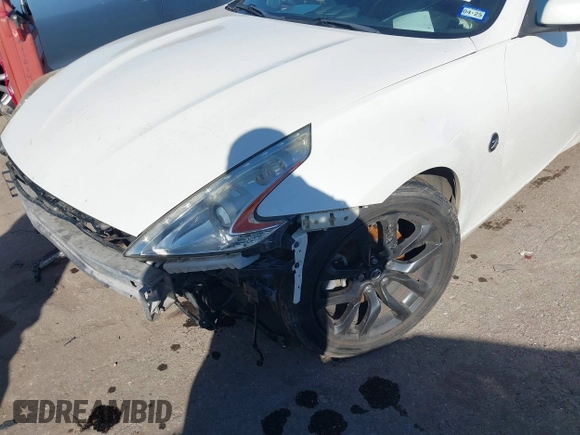 2017 Nissan 370Z with VIN JN1AZ4EH2HM953493, listed as a IAAI auction lot 41228710 with 82,114 mi miles. Bid and sale history available at carsss.com. Image 6.