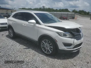 2017 Lincoln MKC Reserve with VIN 5LMCJ3C9XHUL19165, listed as a Copart auction lot 61538025 with 130,041 mi miles and Salvage title. Bid and sale history available at DreamBid. Image 4.