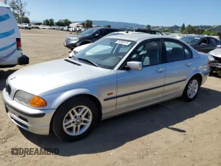 2000 BMW 3 Series 323i z VIN WBAAM3349YCD57955, wystawiony jako Copart lot #56383075 z przebiegiem 187 363 mil mil oraz Szkoda całkowita • Salvage title. Historia ofert i sprzedaży dostępna na DreamBid. Obrazek 1.
