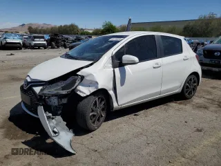 2017 Toyota Yaris L z VIN VNKKTUD36HA083250, wystawiony jako Copart lot #55175265 z przebiegiem 51 989 mil mil oraz Szkoda całkowita • Salvage title. Historia ofert i sprzedaży dostępna na DreamBid. Obrazek 1.