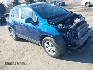 2020 Chevrolet Trax LT with VIN 3GNCJLSB1LL337009, listed as a IAAI auction lot 41640855 with 47,575 mi miles. Bid and sale history available at carsss.com. Image 1.