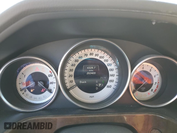 2014 Mercedes-Benz E 550 Sport with VIN WDDHF9BB5EA790844, listed as a Copart auction lot 82179264 with 202,405 mi miles and Salvage Title. Bid and sale history available at DreamBid. Image 9.