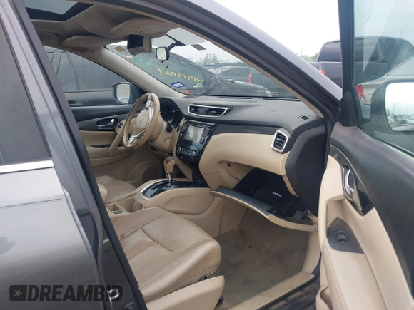 2015 Nissan Rogue SV with VIN 5N1AT2MV7FC758546, listed as a IAAI auction lot 41917021 with 155,696 mi miles. Bid and sale history available at carsss.com. Image 5.