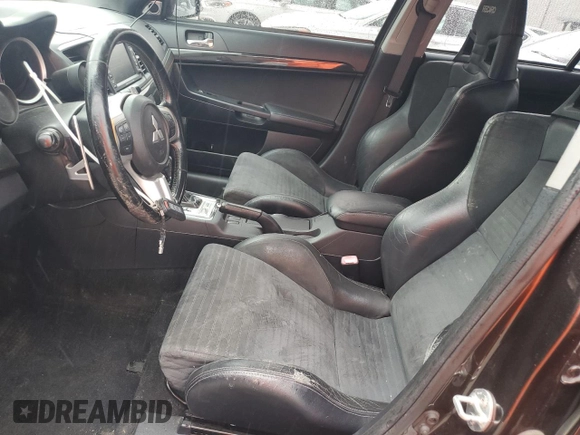 2011 Mitsubishi Lancer Evolution MR z VIN JA32W5FV6BU044263, wystawiony jako Copart lot #55415535 z przebiegiem 106 426 mil mil oraz Czysty tytuł • Clean title. Historia ofert i sprzedaży dostępna na DreamBid. Obrazek 7.