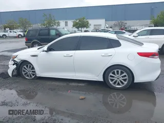 2016 Kia Optima LX with VIN 5XXGT4L30GG049534, listed as a IAAI auction lot 41770579 with 94,257 mi miles. Bid and sale history available at carsss.com. Image 15.