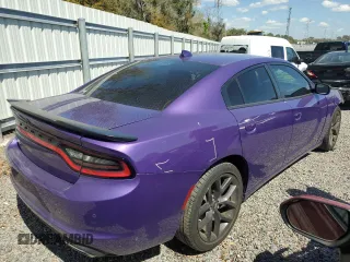 2023 Dodge Charger SXT z VIN 2C3CDXBG3PH576065, wystawiony jako Copart lot #46671185 z przebiegiem 28 362 mil mil oraz Nie do naprawy • Non repairable. Historia ofert i sprzedaży dostępna na DreamBid. Obrazek 3.
