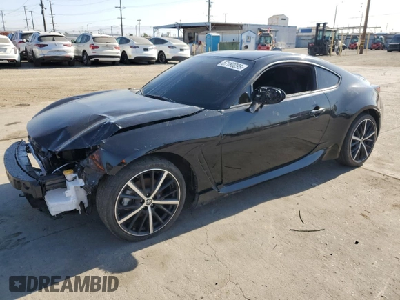 2023 Toyota 86 z VIN JF1ZNBB13P9750286, wystawiony jako Copart lot #57180095 z przebiegiem 11 630 mil mil oraz Szkoda całkowita • Salvage title. Historia ofert i sprzedaży dostępna na DreamBid. Obrazek 1.