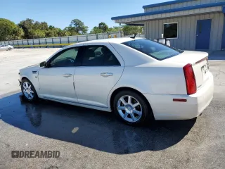 2008 Cadillac STS RWD z VIN 1G6DW67V280161534, wystawiony jako Copart lot #49508195 z przebiegiem 201 620 mil mil oraz Szkoda całkowita • Salvage title. Historia ofert i sprzedaży dostępna na DreamBid. Obrazek 2.