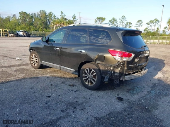 2015 Nissan Pathfinder Platinum with VIN 5N1AR2MM5FC647662, listed as a IAAI auction lot 41931427 with 97,930 mi miles. Bid and sale history available at carsss.com. Image 3.