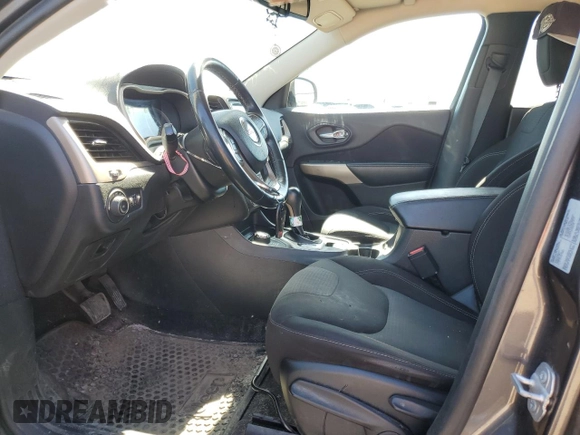 2017 Jeep Cherokee Latitude with VIN 1C4PJMCS6HD224703, listed as a Copart auction lot 54923395 with 154,006 mi miles and Salvage Title. Bid and sale history available at carsss.com. Image 7.