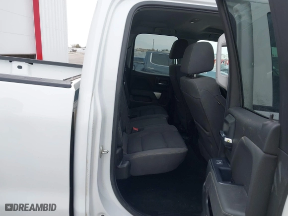 2018 Chevrolet Silverado 1500 LT with VIN 1GCVKREC1JZ313675, listed as a IAAI auction lot 41799041 with 98,634 mi miles. Bid and sale history available at carsss.com. Image 8.