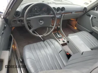 1983 Mercedes-Benz 380 SL with VIN WDBBA45A8DB028409, listed as a Copart auction lot 82230614 with 170,822 mi miles and Salvage Title. Bid and sale history available at DreamBid. Image 8.