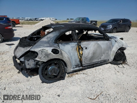 2016 Volkswagen Beetle SE с VIN 3VWJ17ATXGM612150, выставлен на аукционе Copart как лот 76393894 с пробегом Не указан миль и На запчасти • Non repairable. История ставок и продаж доступна на DreamBid. Изображение 3.
