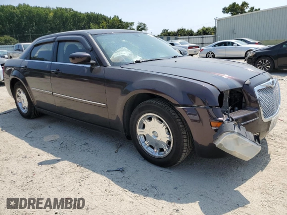 2006 Chrysler 300 Touring with VIN 2C3KA53G66H115237, listed as a Copart auction lot 68828744 with 145,860 mi miles and Clean Title. Bid and sale history available at carsss.com. Image 4.