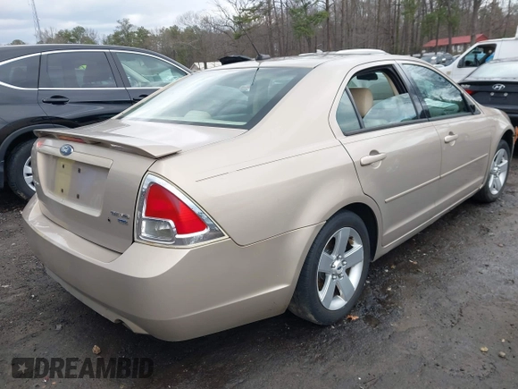 2007 Ford Fusion SE with VIN 3FAHP01127R269512, listed as a IAAI auction lot 41731182 with 227,870 mi miles. Bid and sale history available at carsss.com. Image 4.